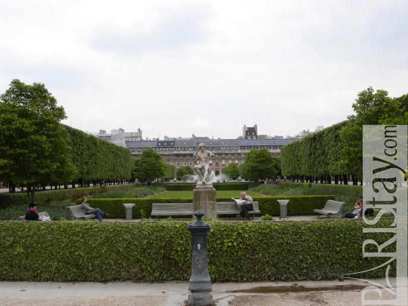 Palais Royal 81675
