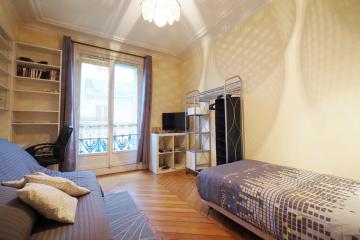 2 bedrooms of Pasteur Cosy Apartment Republique