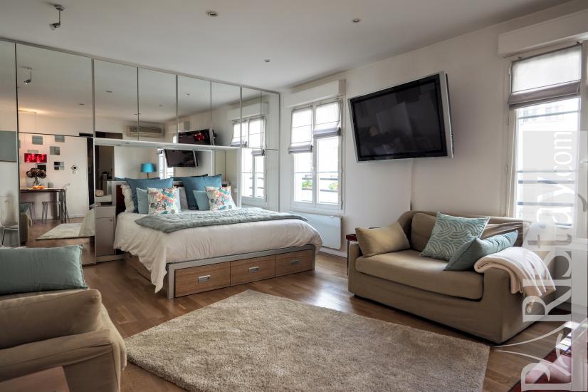 Apartments rental Paris near Opera metro station line M3, line M7, line M8