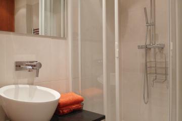 studio of Luxembourg Garden Studio Apartment Jardin du Luxembourg