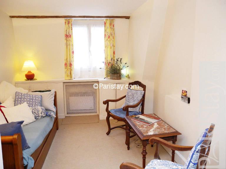 Our Furnished Apartments Rental Near Notre Dame De Paris