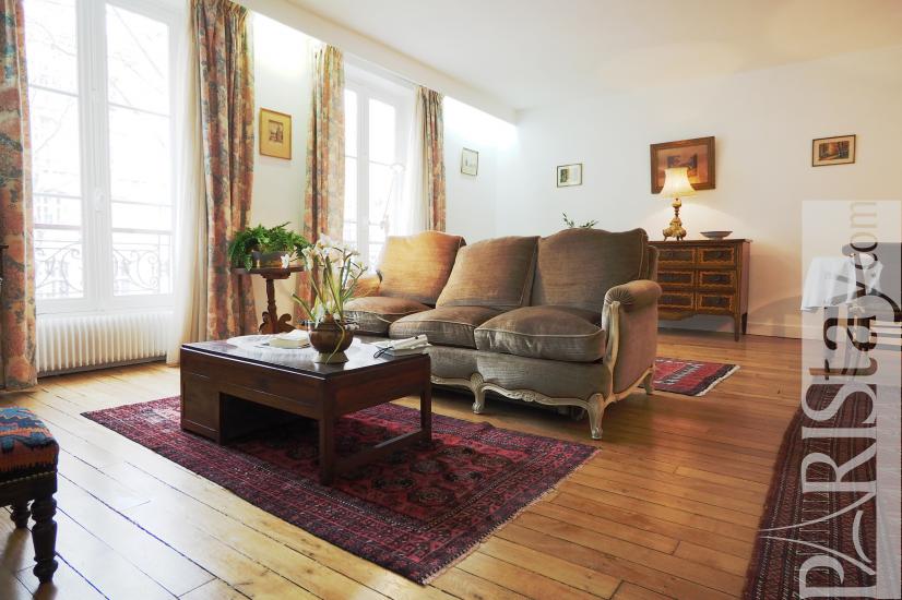 One bedroom apartment short term rental eiffel tower Invalides 75007 Paris