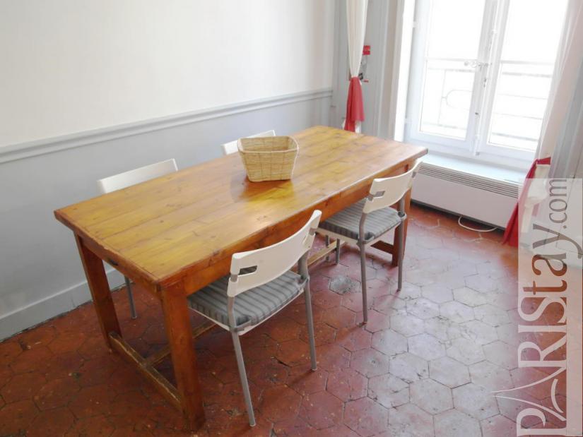 Studio short stay rental paris Le Marais 75004 Paris