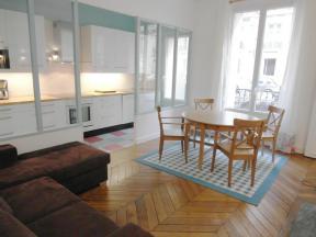 Apartment Jouffroy d'Abbans 2 Bed - 2 bedrooms