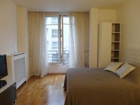 Apartment Pierre 1er de Serbie Studio - studio