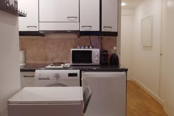studio of Pierre 1er de Serbie Studio Apartment Champs Elysees