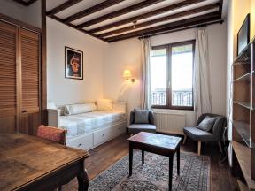 Apartment Seguier St Michel - studio