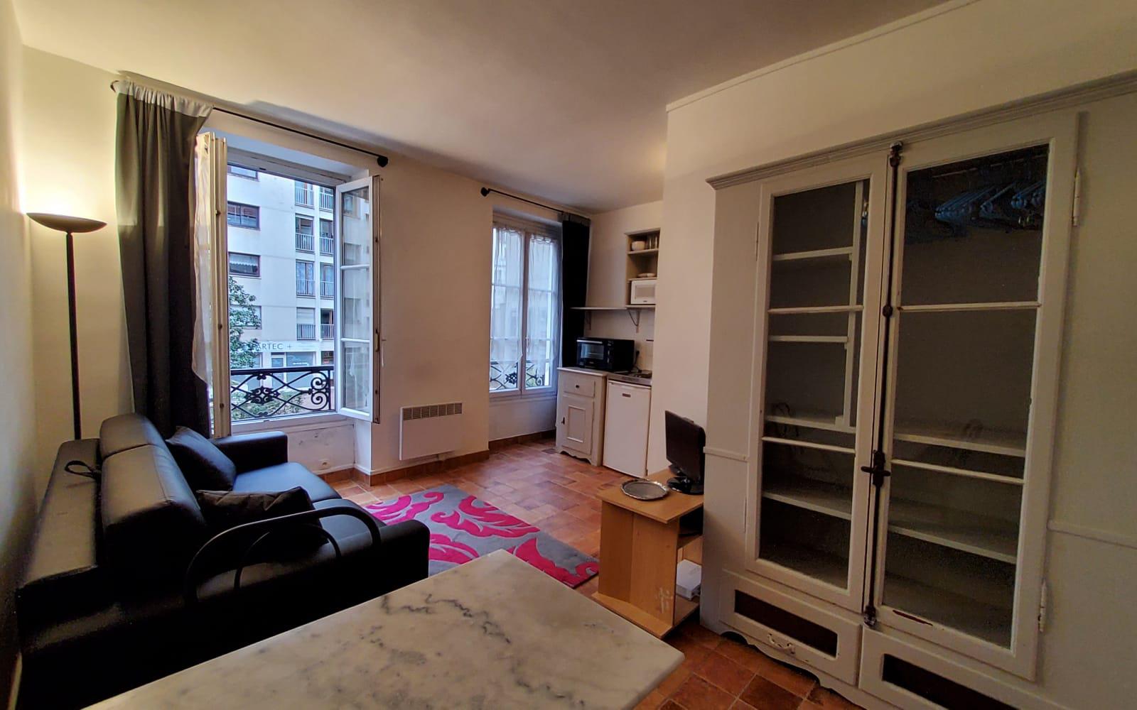  Paris  location meubl e Appartement  type  t1 studio Square 