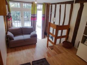 Apartment Beranger Garden Studio - studio