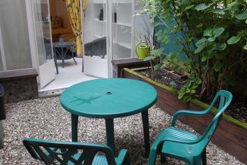 Apartment Studio with Garden