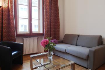 2 bedrooms of Mouffetard Thouin Paris apartments Quartier Latin