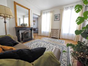 Appartement Saint Lazare Haussmann - type T2