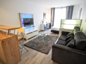 Apartment Trocadero Petrarque - studio
