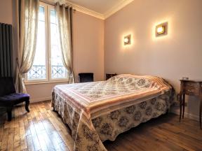 Marais Premium