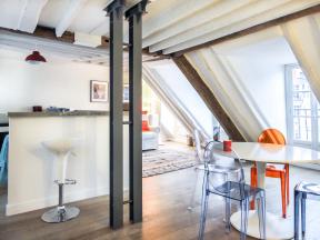 Apartment Montorgeuil charming rooftops - 1 bedroom