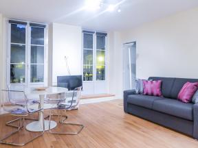 Apartment Montmartre Rochechouart - 1 bedroom