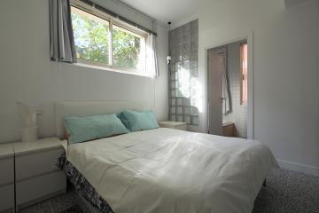2 bedrooms of Spacious designer 2BR Apartment Bastille