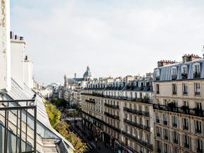 Paris Rivoli sky view